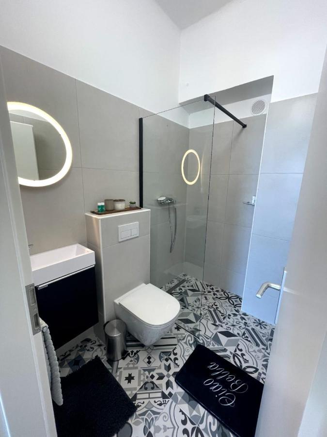 Luxury Apartment Lukas أوروبيتش المظهر الخارجي الصورة