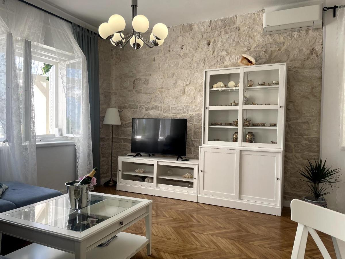 Luxury Apartment Lukas أوروبيتش المظهر الخارجي الصورة