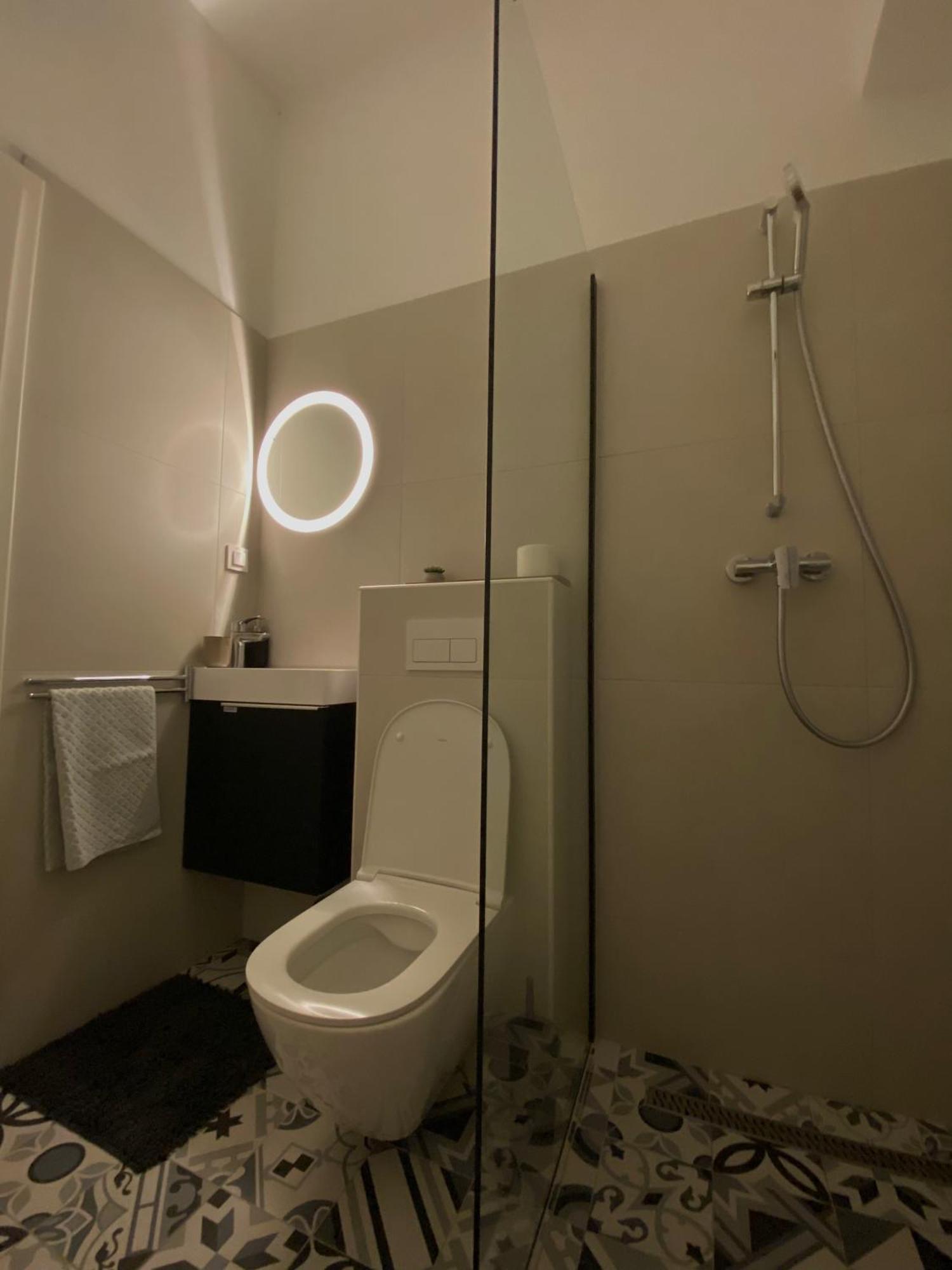 Luxury Apartment Lukas أوروبيتش المظهر الخارجي الصورة